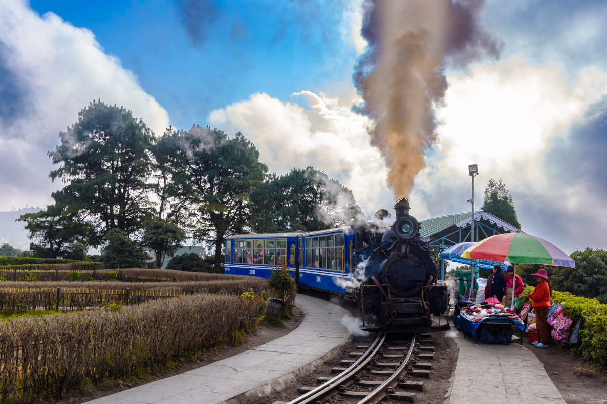 Gangtok, Pelling and Darjeeling Tour